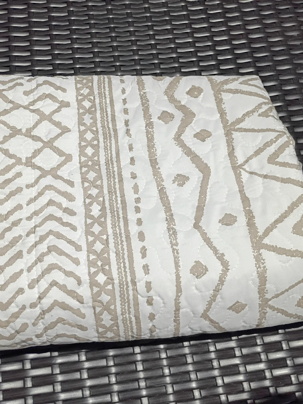 Neutral Tribal Stripe Quilted Bedspread – Cream and Taupe. 